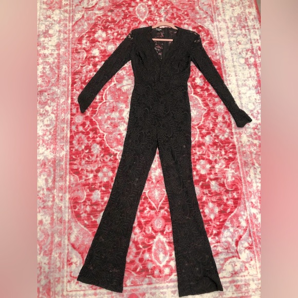 Bebe- LACE JUMPSUIT- never worn. Lace long sleeve, pants, shorts underneath. - Picture 2 of 4
